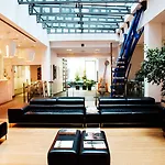 Hotel Aqua By Happyculture